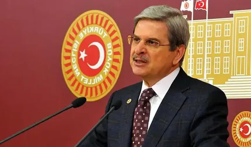 Aytun Çıray'dan değişimcilere sert eleştiri