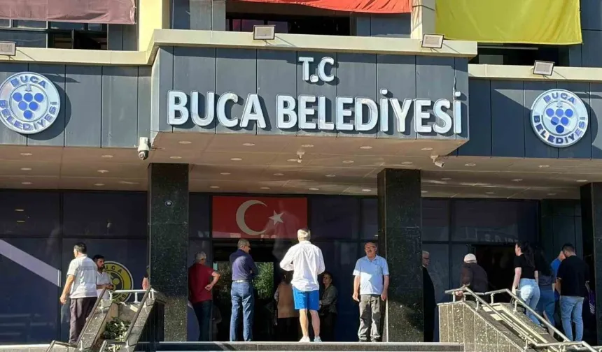 Buca Belediyesi'ne de operasyon: İki Başkan dahil 53 gözaltı