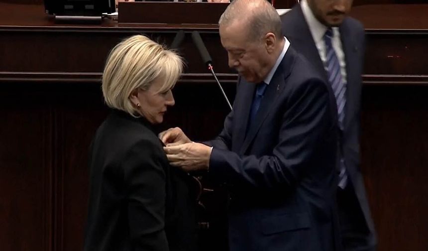Nimet Özdemir'in yeni adresi AKP oldu