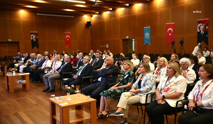 “Kadının gülümsediği toplum, umudu diri tutar”