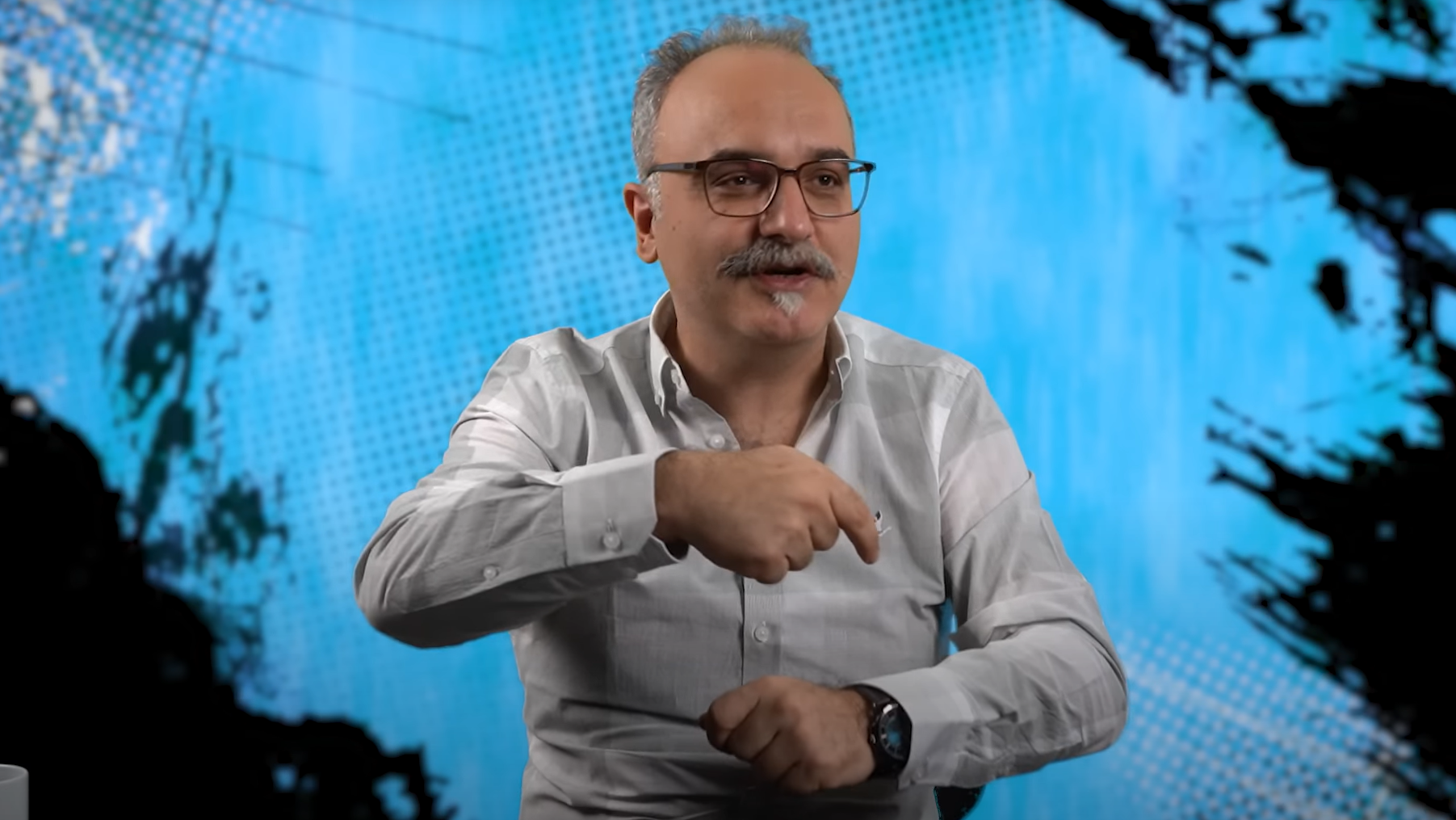 Emrah Safa Gürkan: "Ekonomik bağımsızlık olmadan objektif bilgi üretmek mümkün değil"