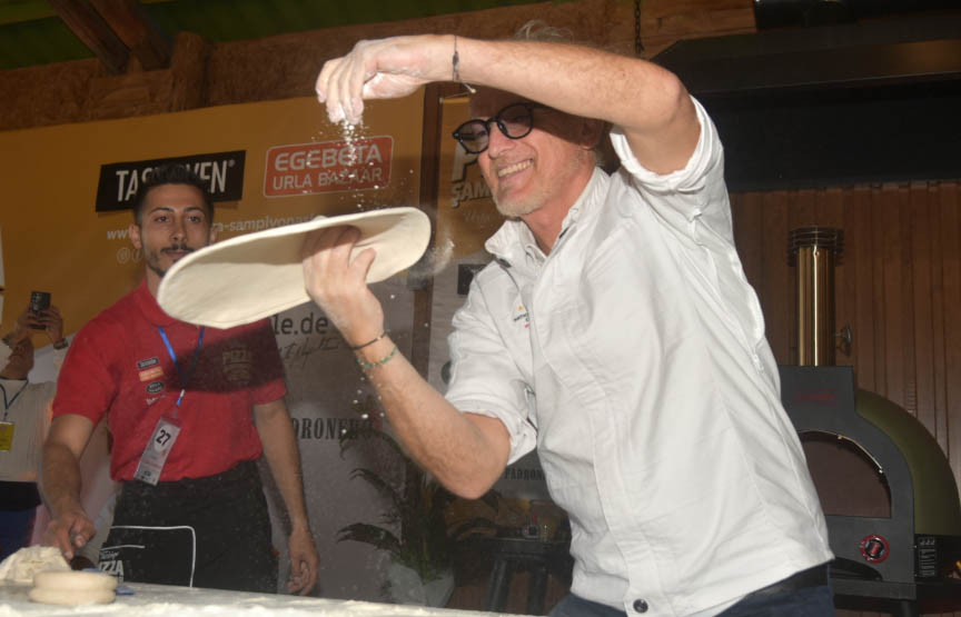 Usta Şefler Pizza Yarışmasında Yarışacak