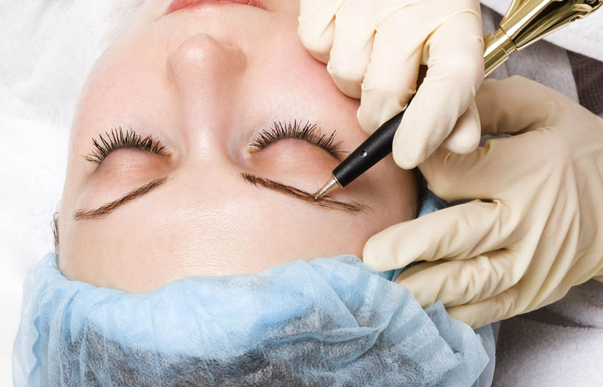 Kalıcı Makkaj Etkileri