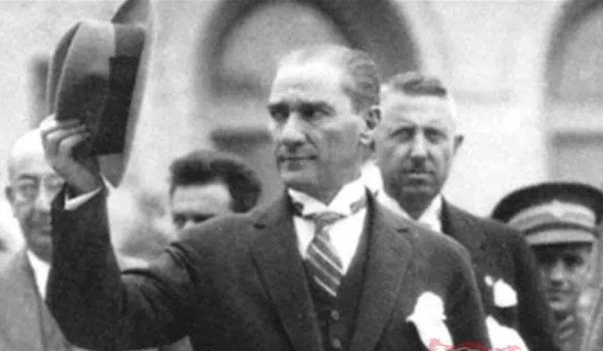 On Kasım Atatürkü Anma