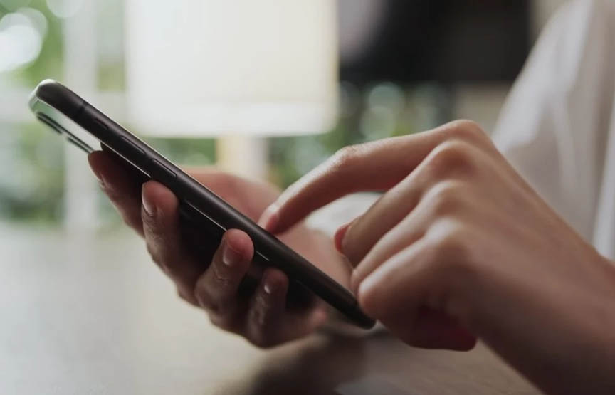 Sosyal Medya Erisim Engeli