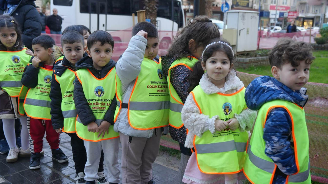 Cetin Akin Turgutlu Belediyesi Sma Destek Kampanyasi.