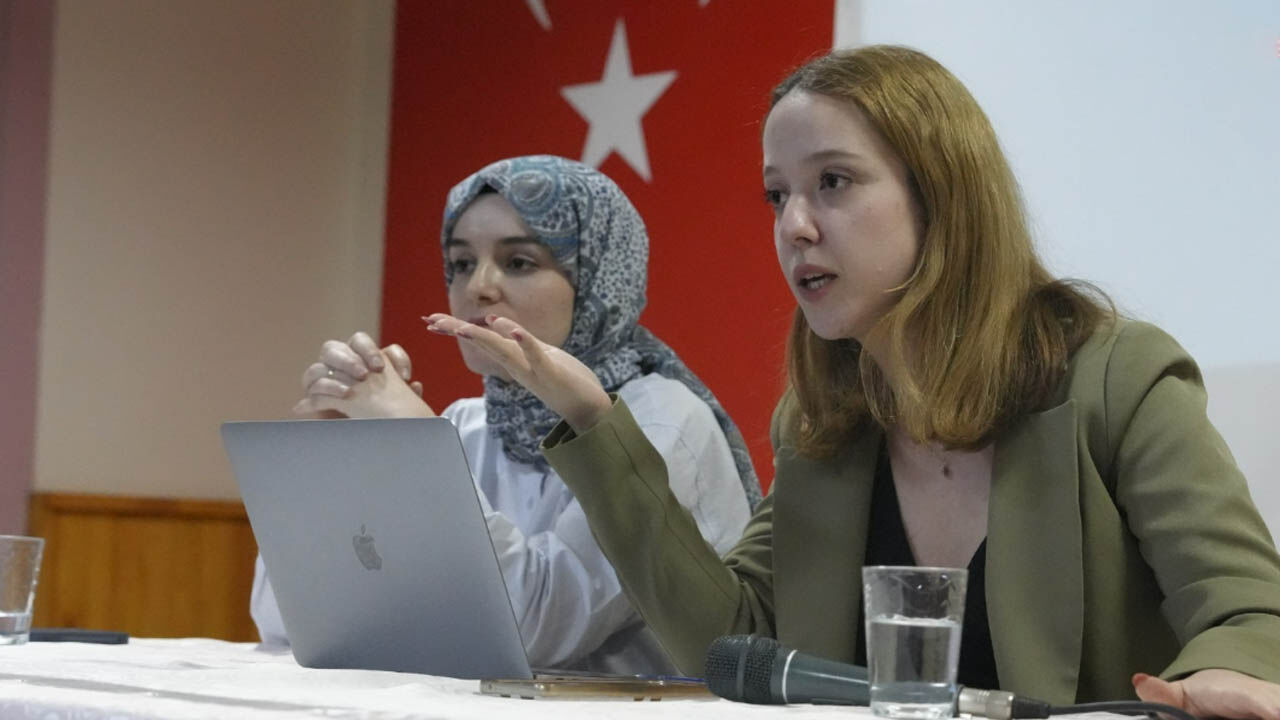 Dilek Kars Hilal Kirac Egitim