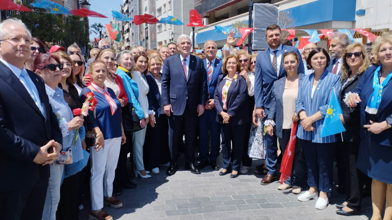 Iyi Parti Dervisoglu Esnaf Ziyareti Karsiyaka
