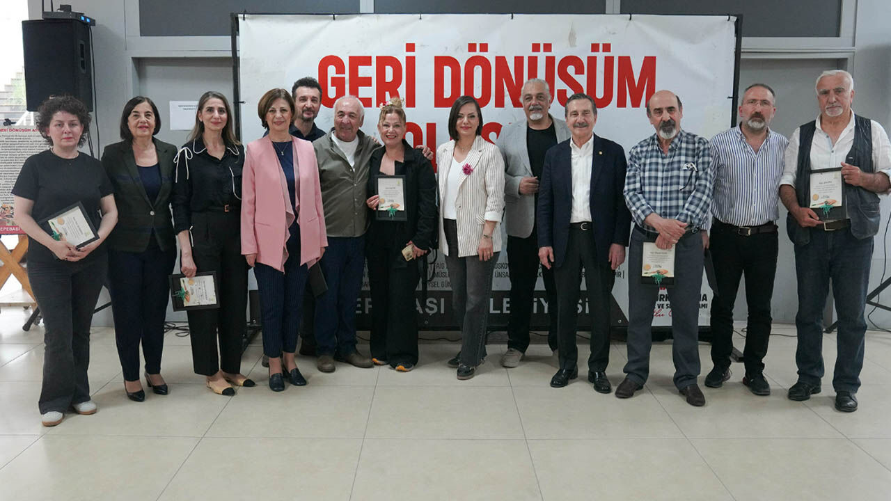 Tepebasi Belediyesi Geri Donusum Sergisi