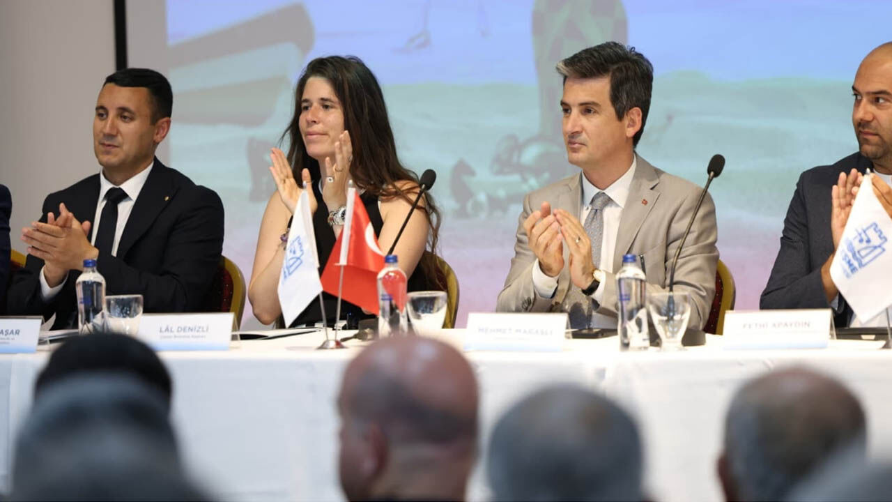 Lal Denizli Cesme Belediyesi Satranc Turnuvasi